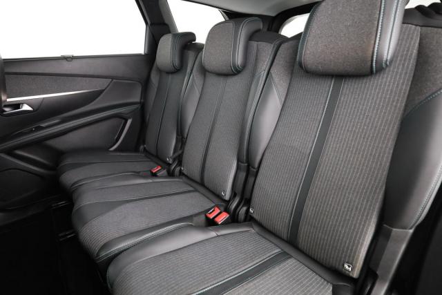 Peugeot 5008 image 8