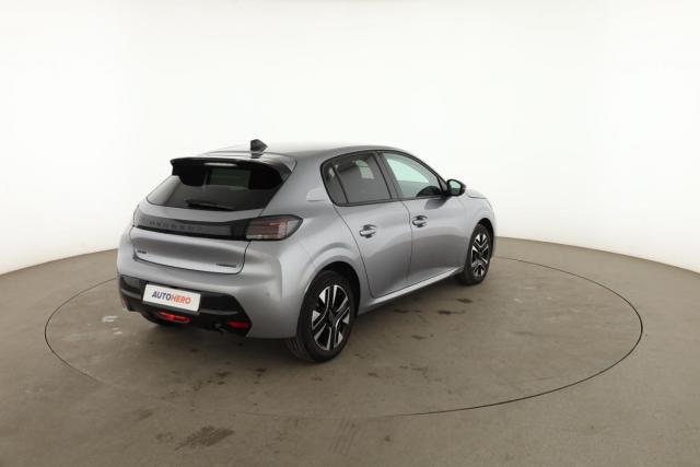 Peugeot 208 image 3