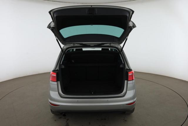 Volkswagen Golf Sportsvan image 8