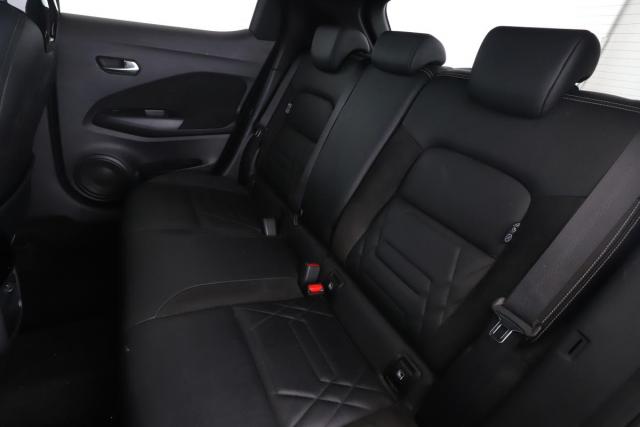 Nissan Juke image 7