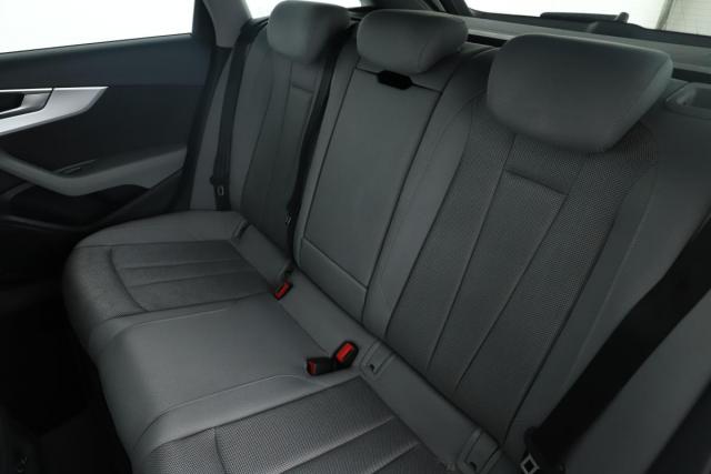 Audi A4 Avant image 5
