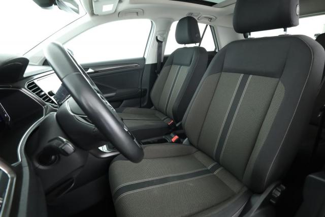 Volkswagen T-Roc image 7