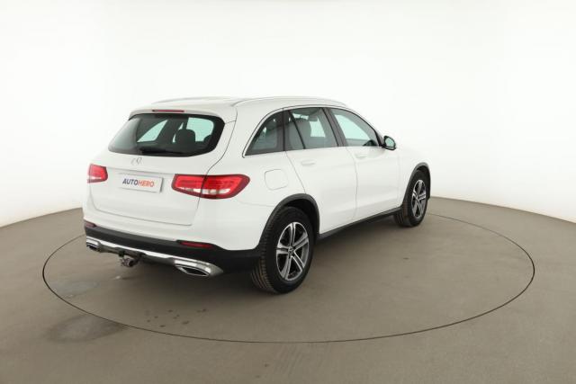 Mercedes Benz Glc image 5