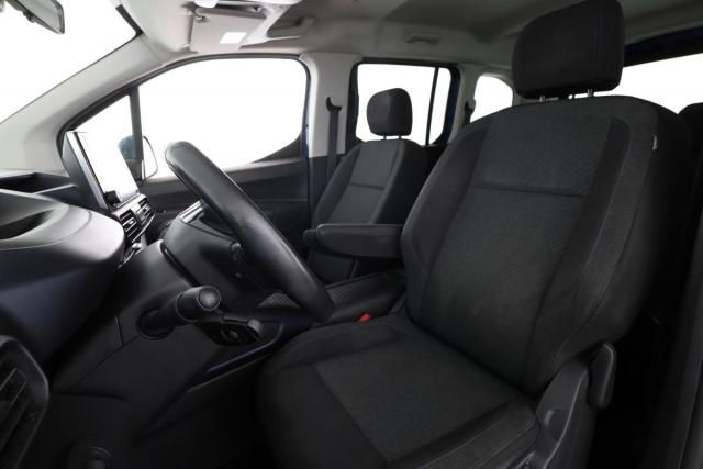Peugeot Rifter image 9
