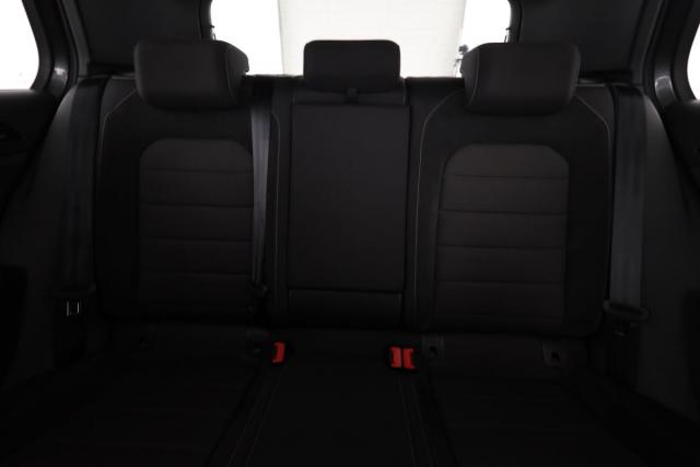 Volkswagen Golf image 4