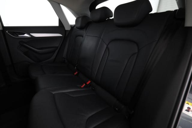 Audi Q3 image 8