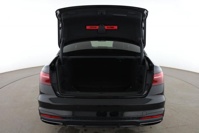 Audi A4 image 6