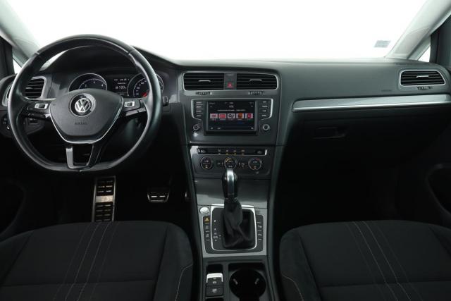 Volkswagen Golf Sw image 8
