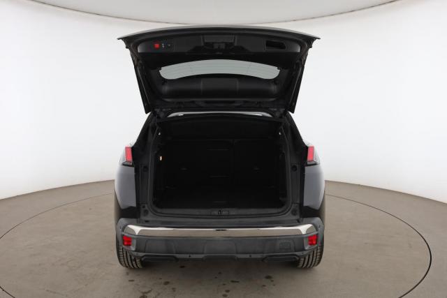 Peugeot 3008 image 2