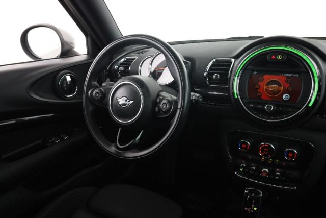 Mini Clubman image 1