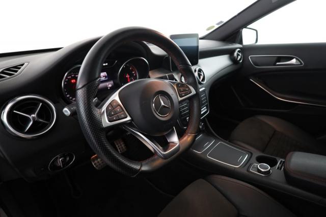 Mercedes Benz Gla image 2