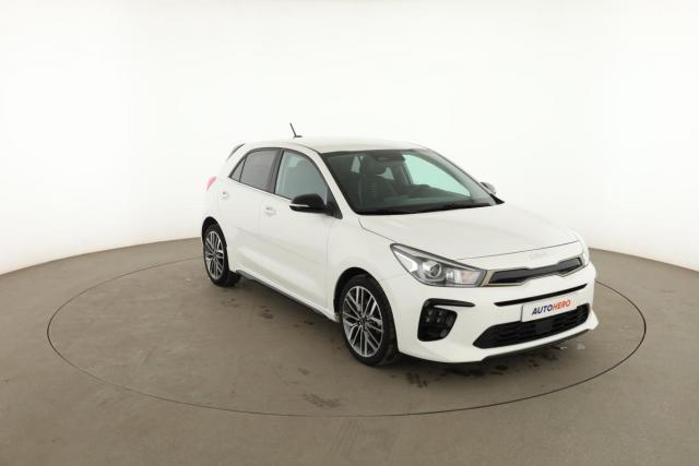 Kia Rio image 1
