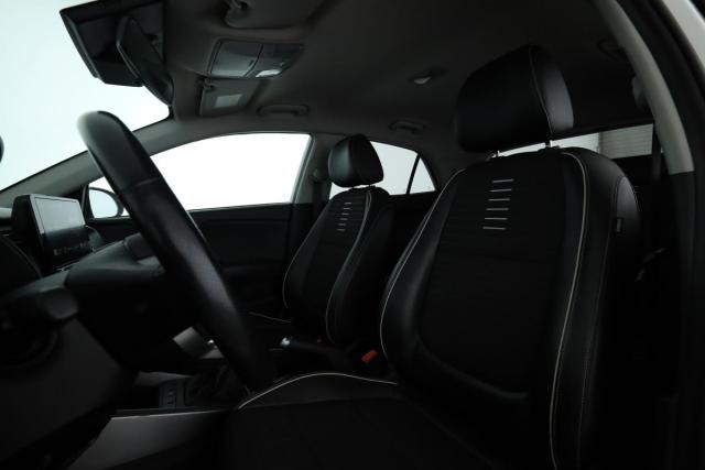 Kia Rio image 9