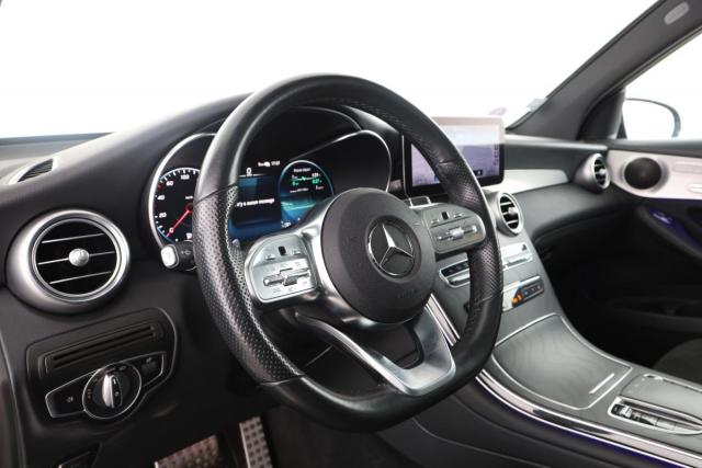 Mercedes Benz Glc image 2