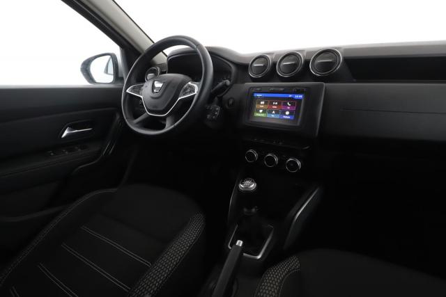 Dacia Duster image 1