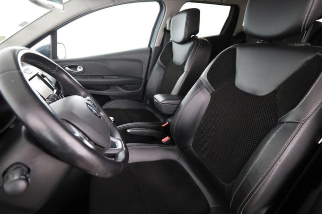 Renault Clio Estate image 1