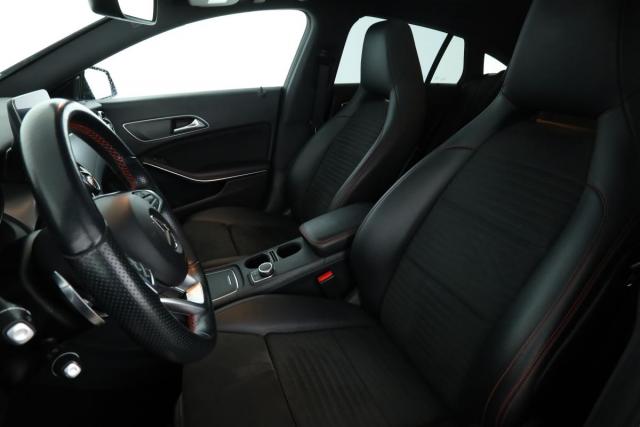 Mercedes Benz Cla Shooting Brake image 2