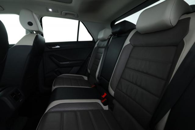 Volkswagen T-Roc image 2