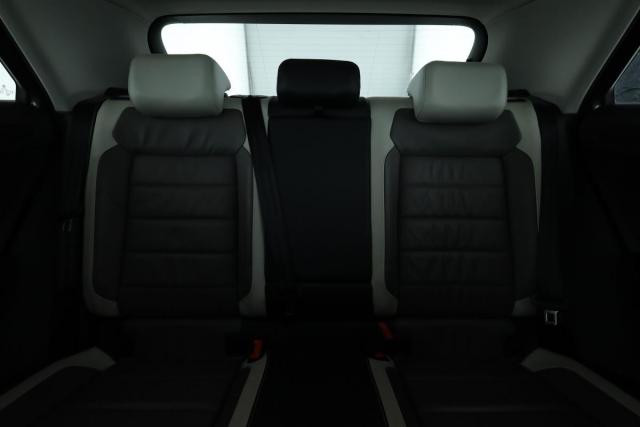 Volkswagen T-Roc image 8