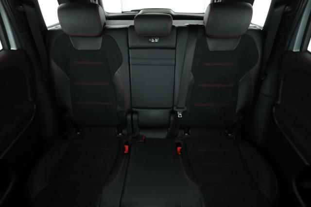 Mercedes Benz Glb image 3