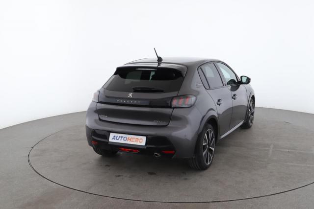 Peugeot 208 image 5