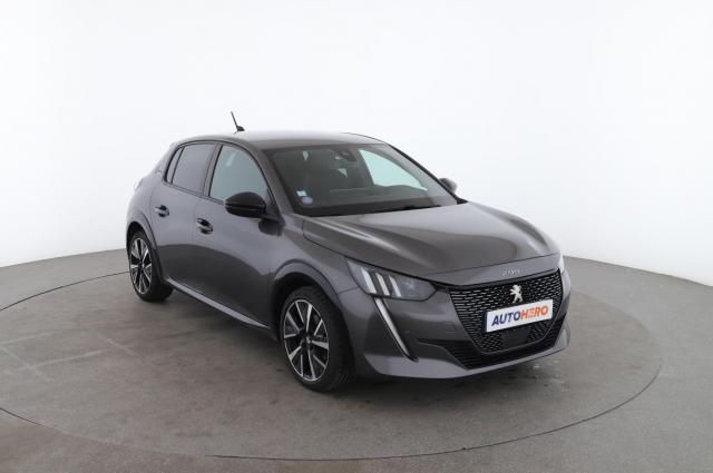 Peugeot 208 image 1