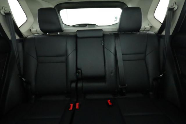 Nissan X-Trail image 5