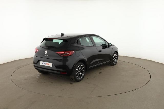 Renault Clio image 8
