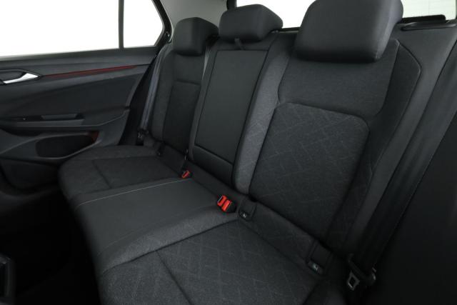 Volkswagen Golf image 7