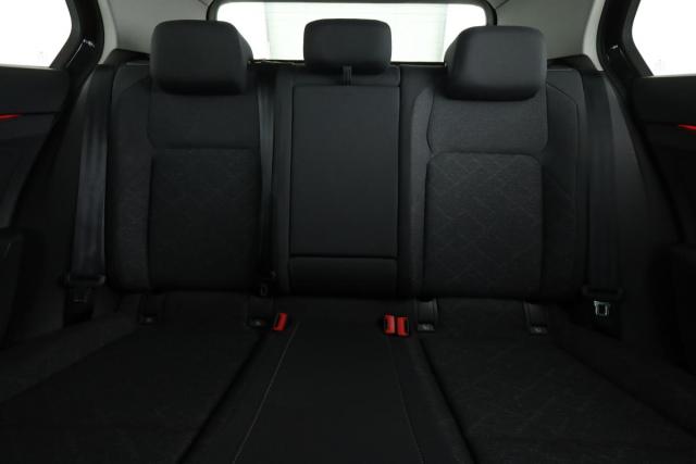 Volkswagen Golf image 5