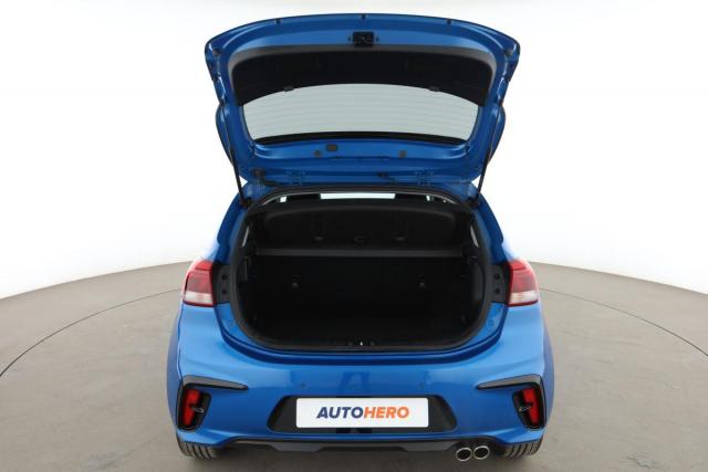 Kia Rio image 8