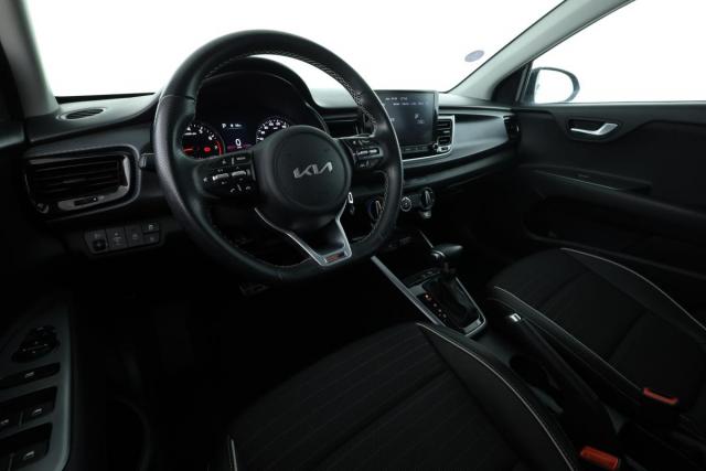 Kia Rio image 9
