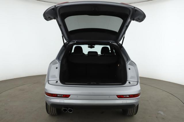 Audi Q3 image 1