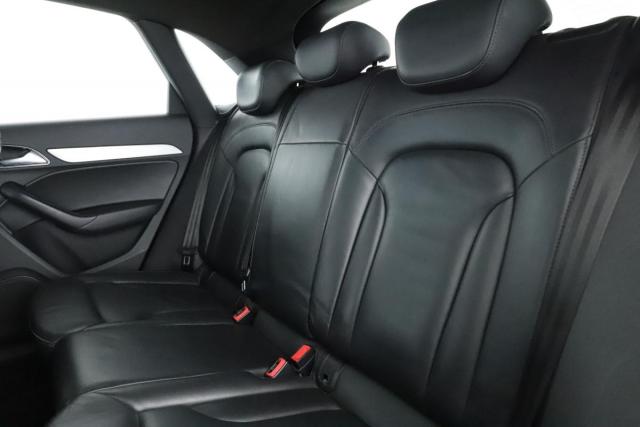 Audi Q3 image 9