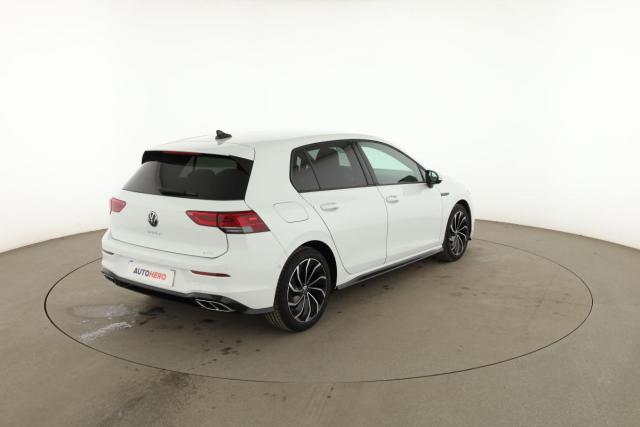 Volkswagen Golf image 9