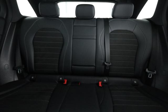 Mercedes Benz Glc image 2