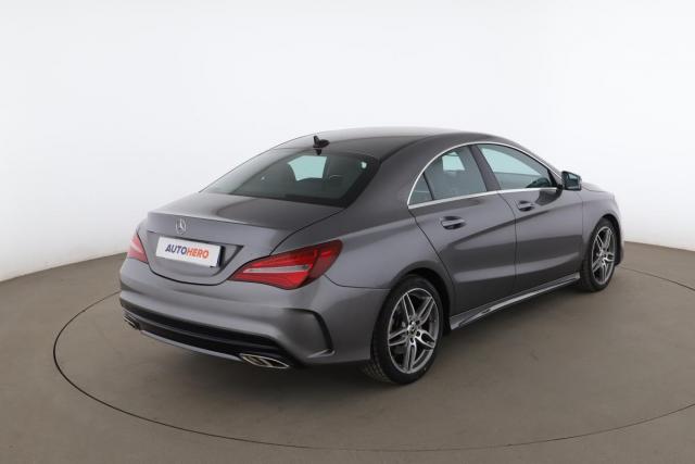 Mercedes Benz Cla image 8