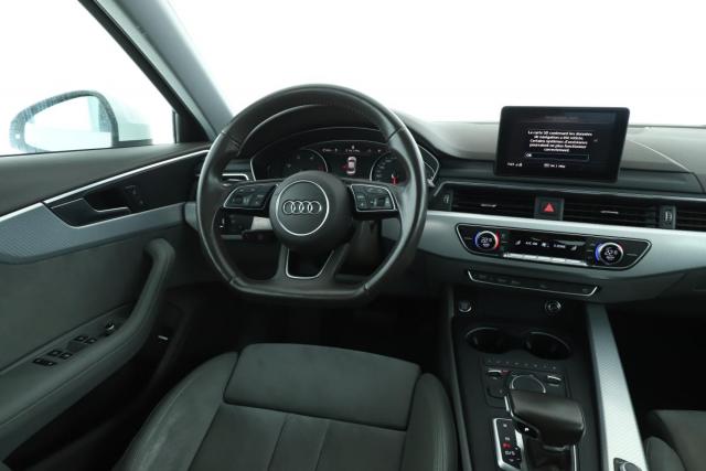 Audi A4 image 9