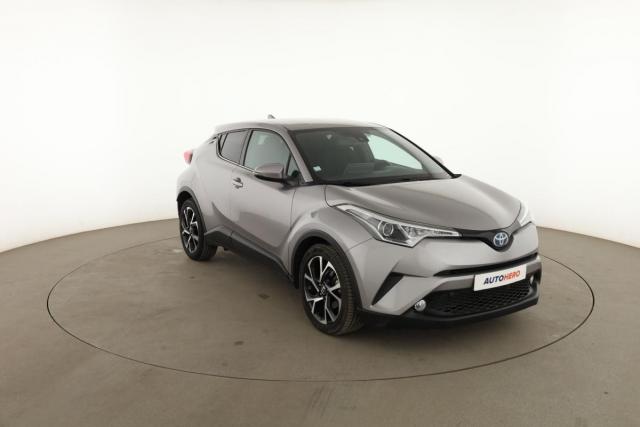 Toyota C-Hr image 9