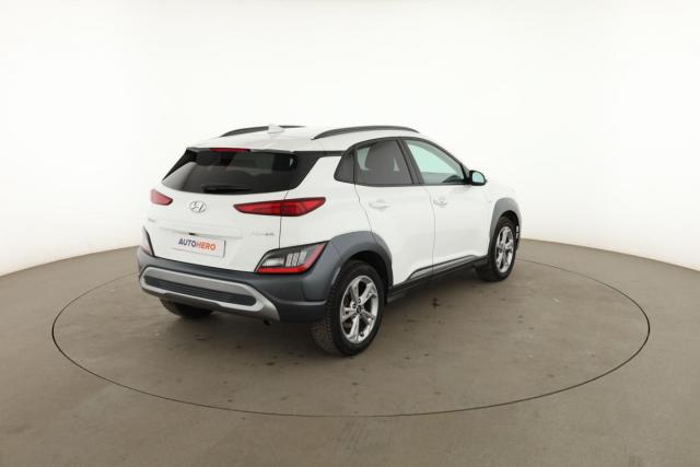 Hyundai Kona image 3