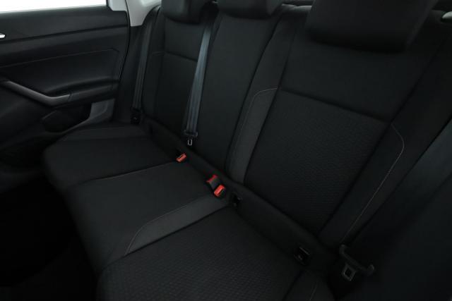 Volkswagen Polo image 8