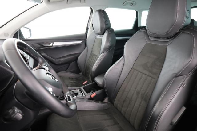 Skoda Karoq image 8