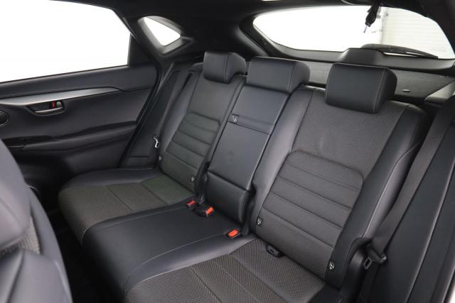 Lexus Nx image 8