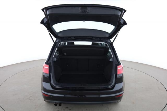 Volkswagen Golf Sportsvan image 8