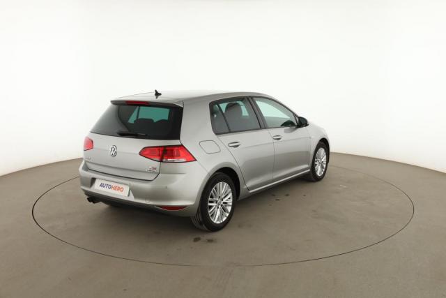 Volkswagen Golf image 6