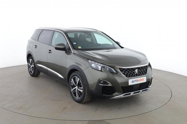 Peugeot 5008 image 2