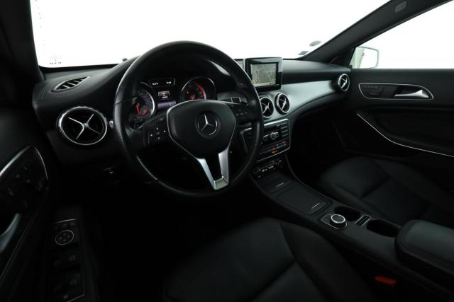 Mercedes Benz Gla image 5
