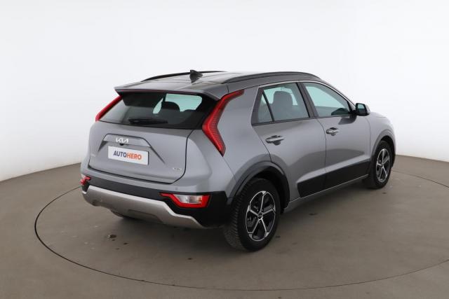 Kia Niro image 7