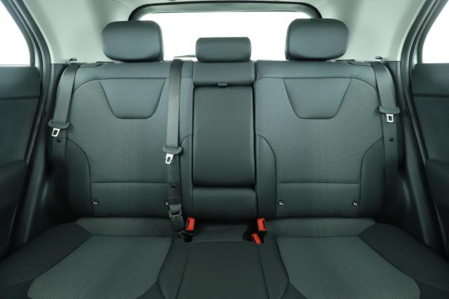 Kia Niro image 1