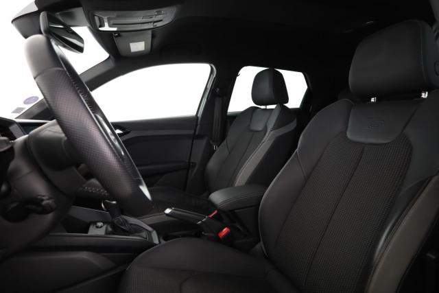 Audi A1 Sportback image 1